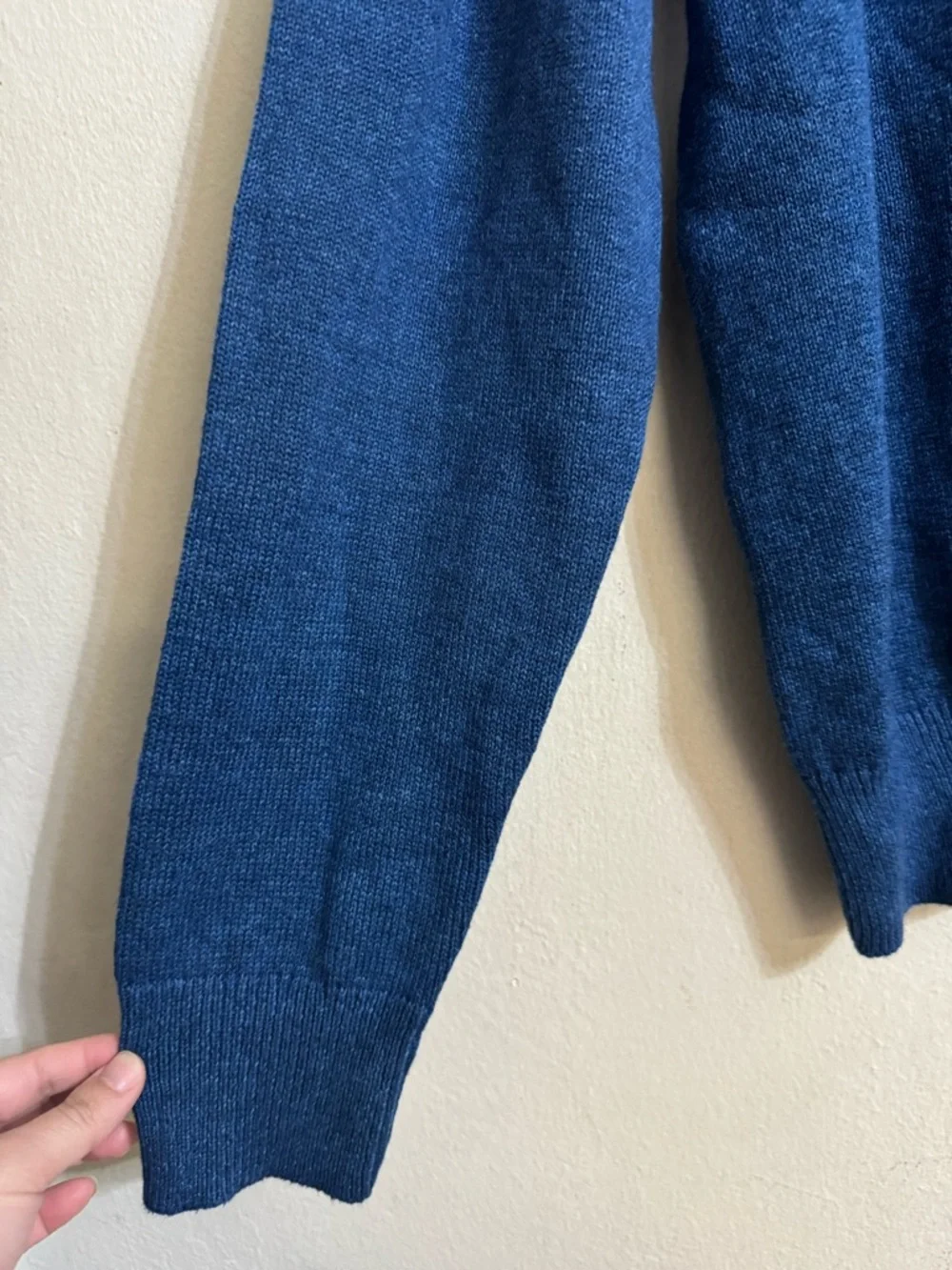 J. Crew Men's Crewneck Sweater in Blue Size L NWT